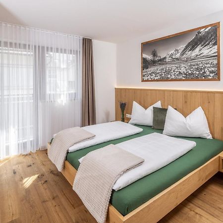 Apartamento Zum Sonnentor App Larix Lutago Exterior foto