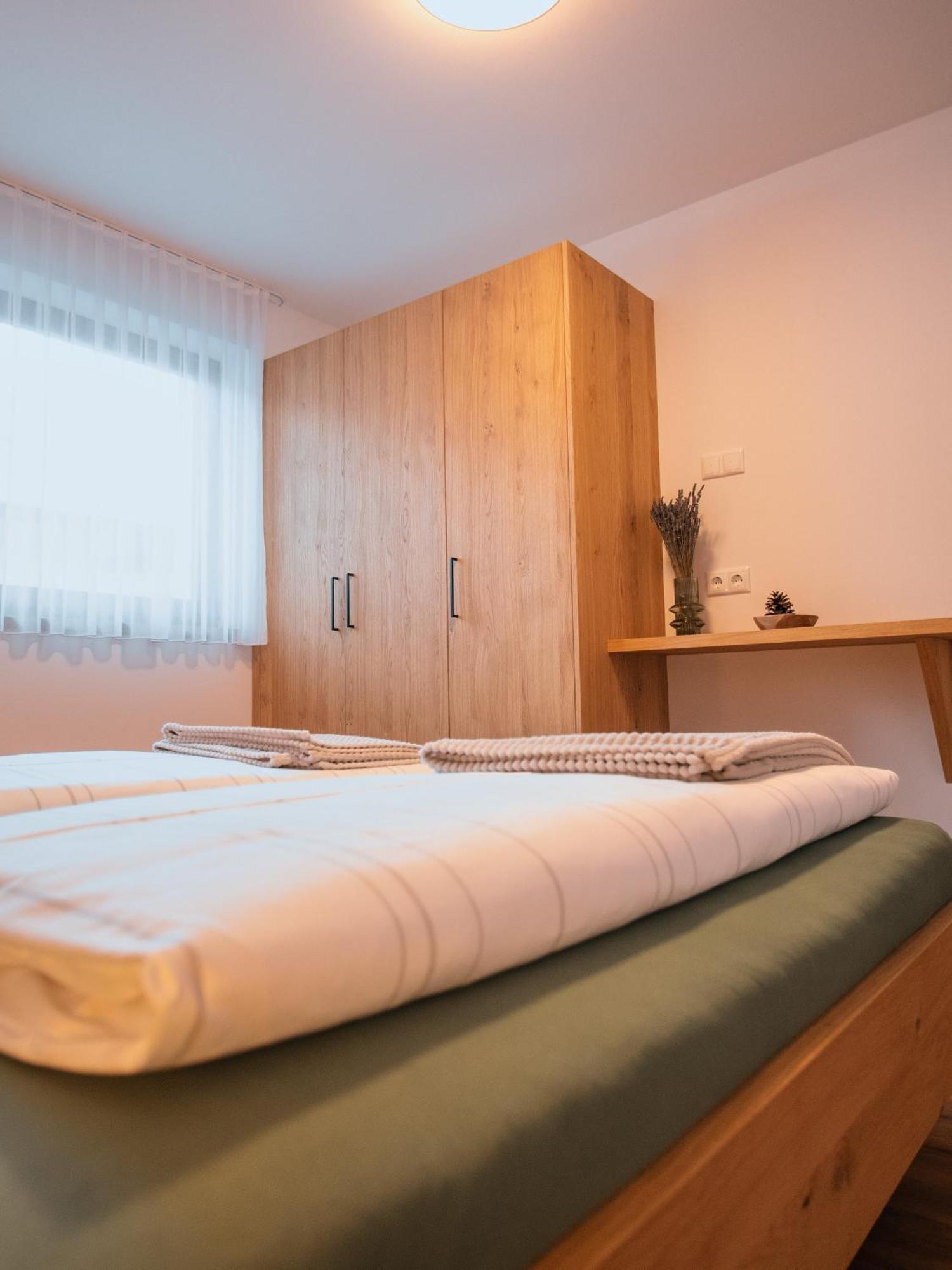 Apartamento Zum Sonnentor App Larix Lutago Exterior foto