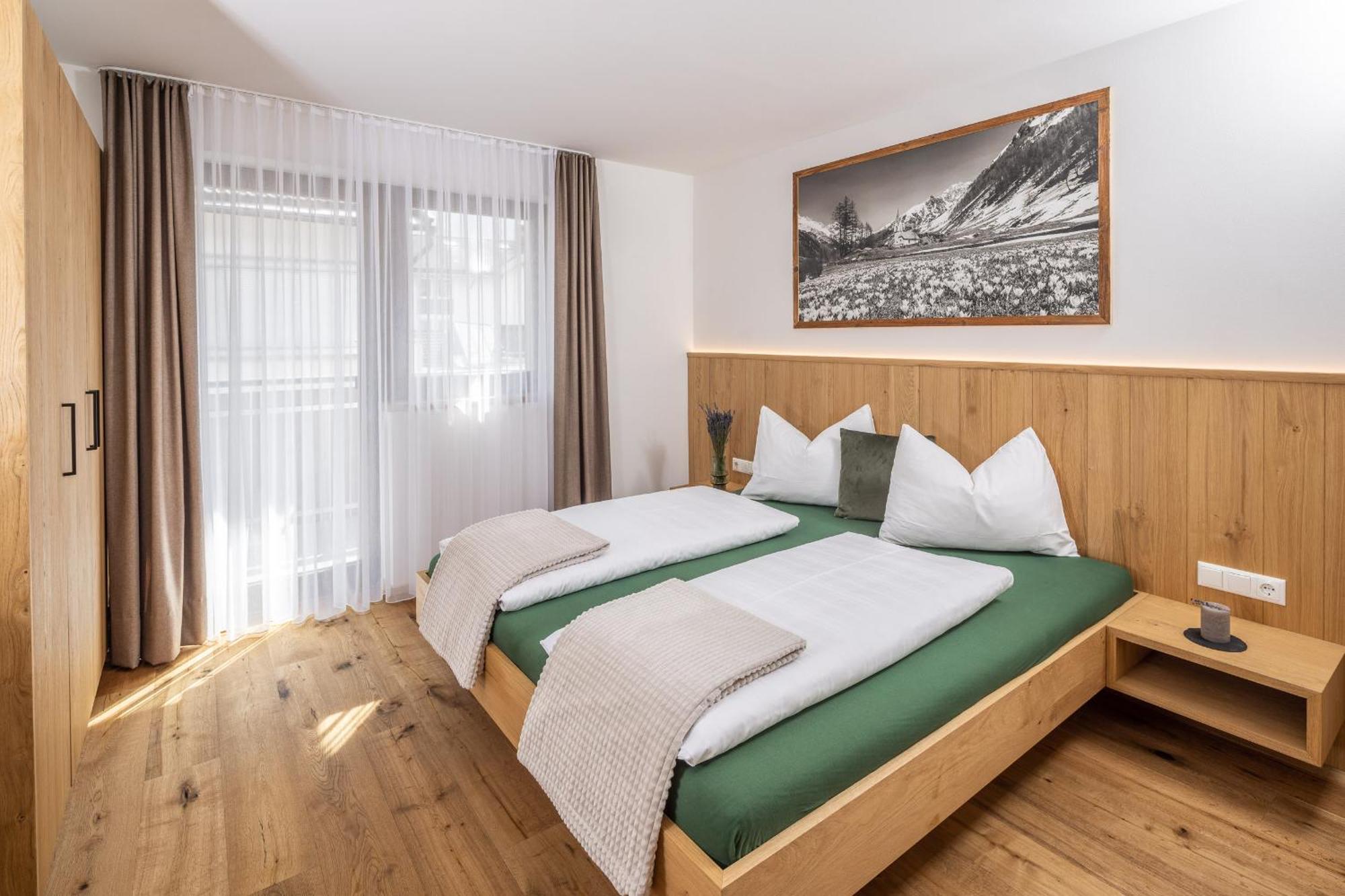 Apartamento Zum Sonnentor App Larix Lutago Exterior foto